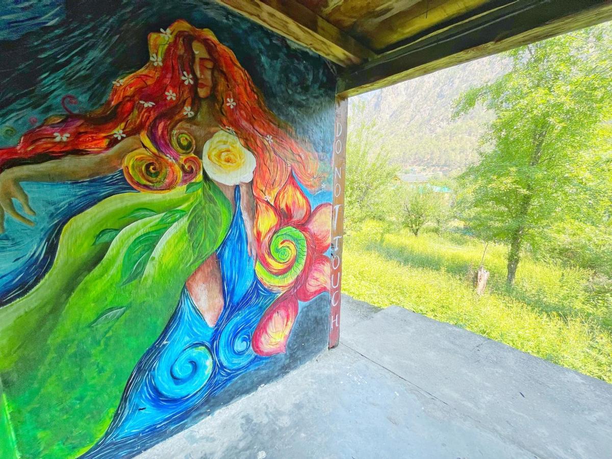 Memoir Homestay Kasol Bagian luar foto