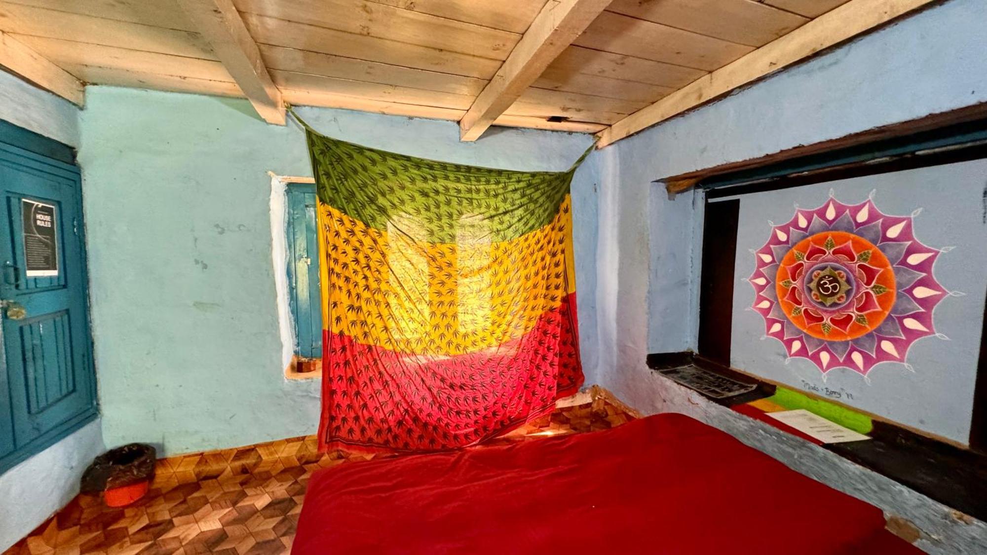 Memoir Homestay Kasol Bagian luar foto